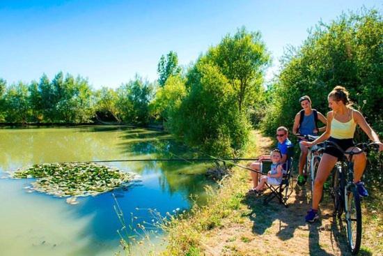 Ferienwohnung Camping Tranche Sur Mer Angles  Exterior foto